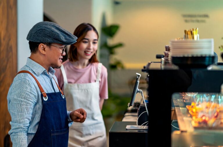 SOP Restoran Sederhana: Pengertian Contoh, dan Tips Menerapkannya